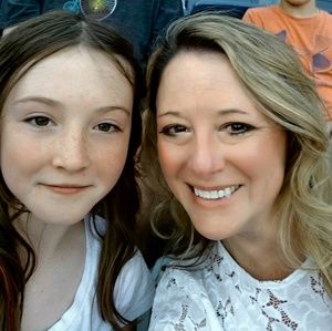 Meet your Posher, Roslyn